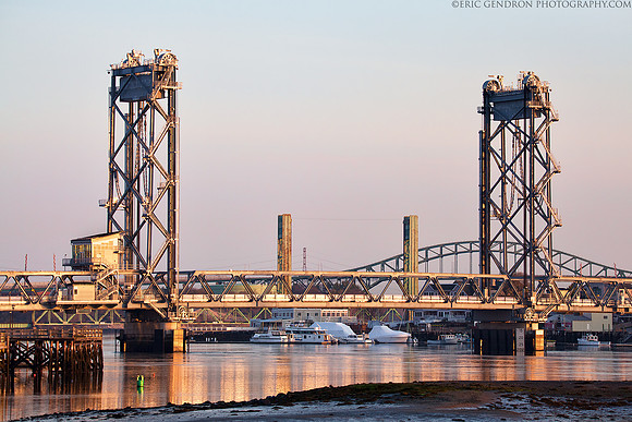 Golden Memorial Bridge