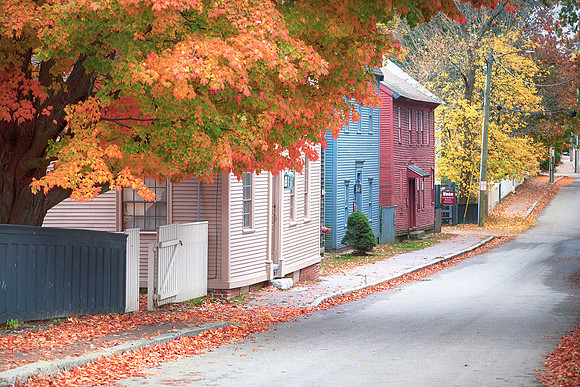 Strawbery Banke Autumn
