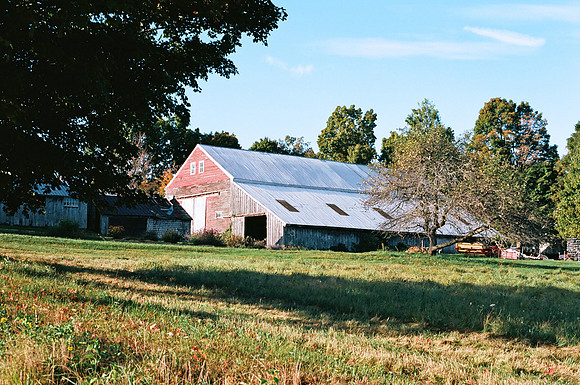 Red Barn [35mm]