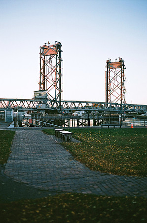 Memorial Bridge Last Light [35mm]